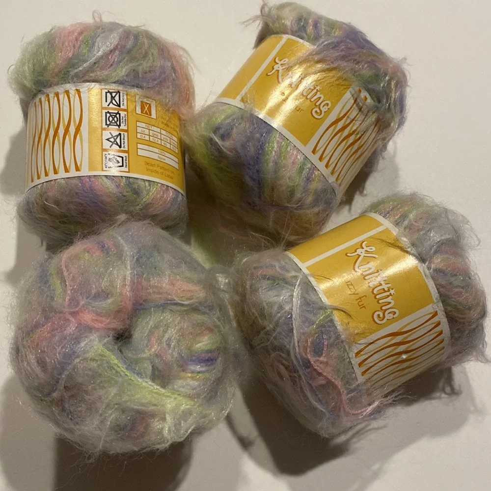 Knitting Fuzzy Fur Multicolor Yarn 4 Skeins New .4 oz/65 yds (e) - Picture 6 of 6